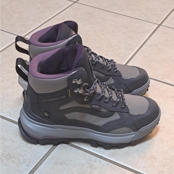 Vans MTE Crestline Waterproof hiking boots - Dark Grey/Purple Wmns 8.5 / Men's 7 - Picture 5 of 10